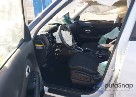 2015 Kia Soul + z USA, uszkodzony, nr VIN KNDJP3A52F7806871